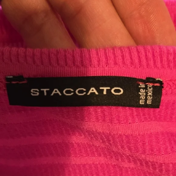 Staccato Fuchsia Tank Top - Picture 3 of 3